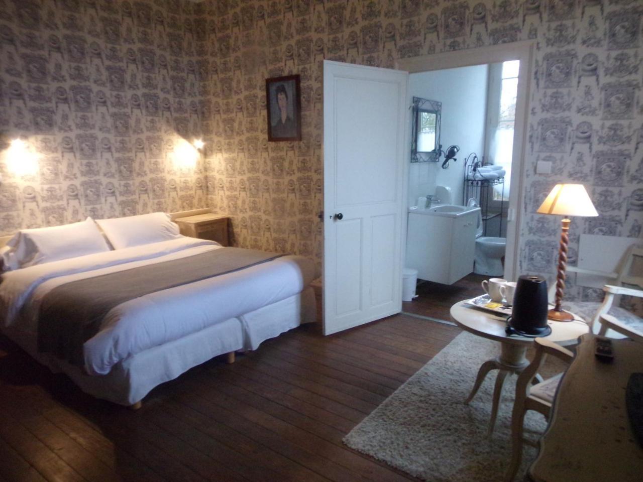 Domaine De Bel Air Hotell Cérans-Foulletourte Exteriör bild